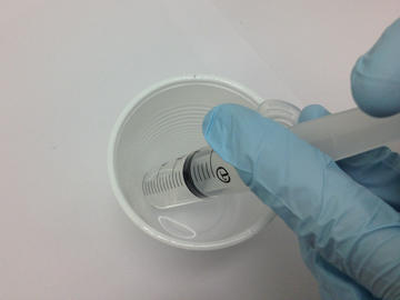 Fill syringe with silicon gel